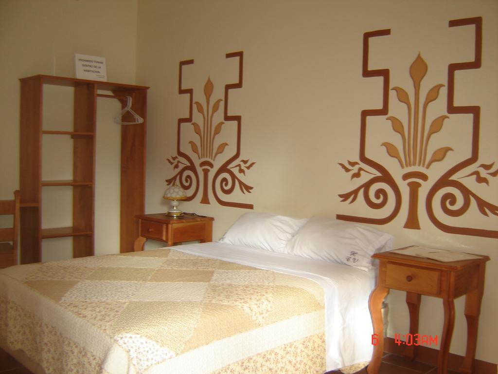 Hostal Casa Vieja Chiquimula Екстер'єр фото