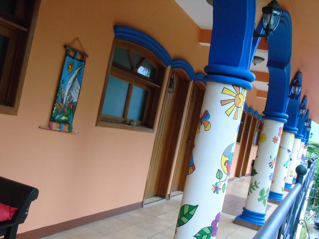 Hostal Casa Vieja Chiquimula Екстер'єр фото