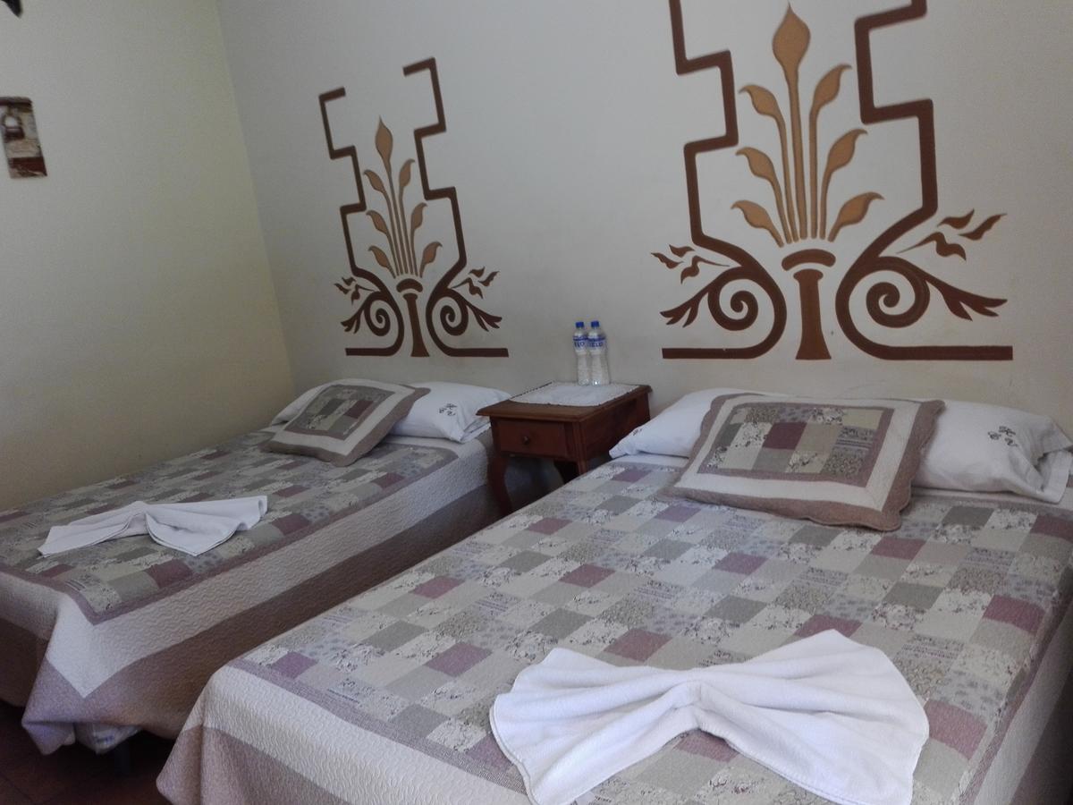 Hostal Casa Vieja Chiquimula Екстер'єр фото